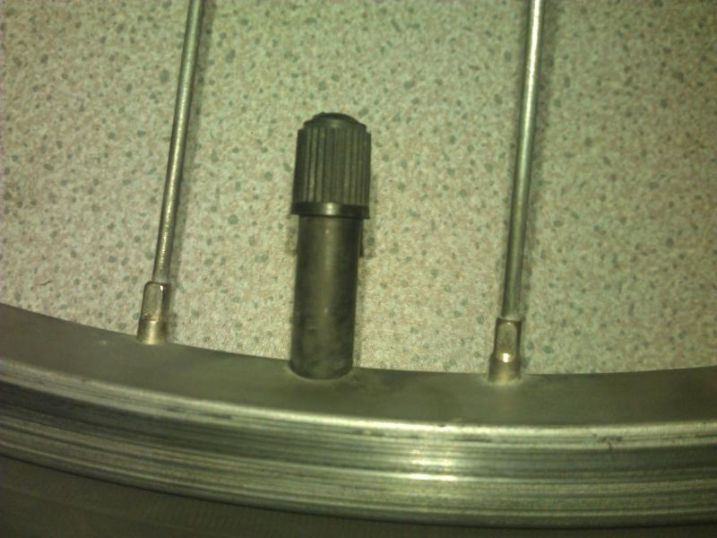 Bicycle tyres and tubes - fitting, issues and caveats 14